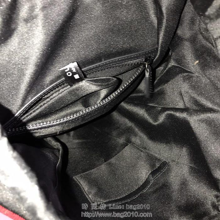 GUCCI 古馳男包 新款 429037 Techpack 刺繡裝飾 古馳雙肩背包 紅色
